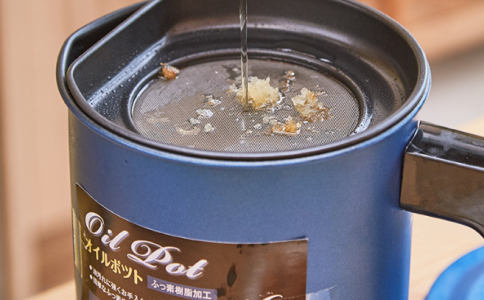 鉄技過(guò)濾油壺 HD-16L